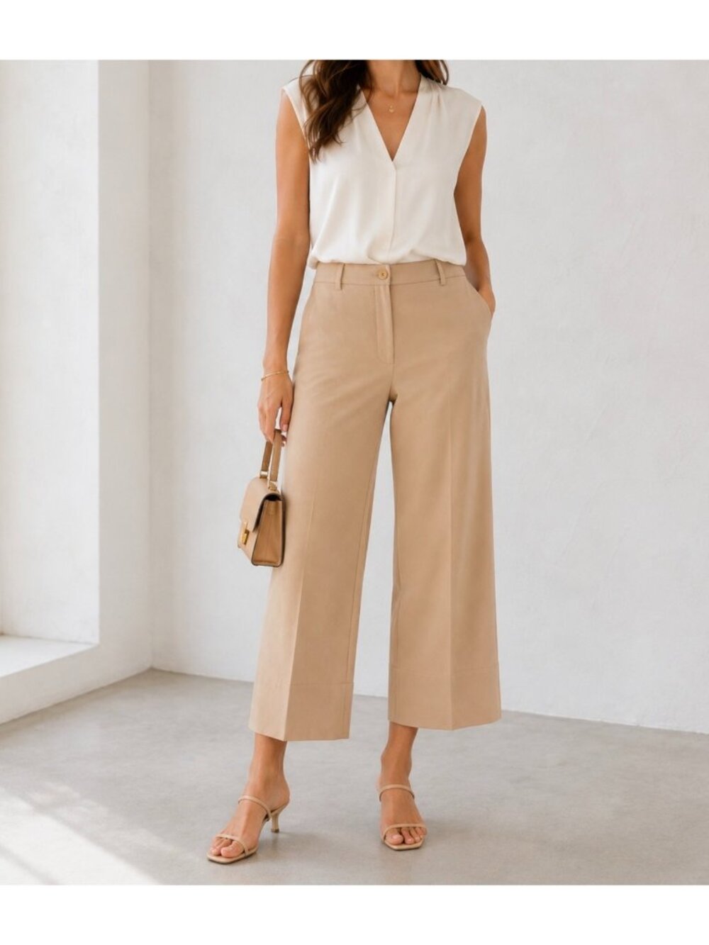 Theory Admiral Crepe Fluid Wide-Leg Pants Beige Size 8